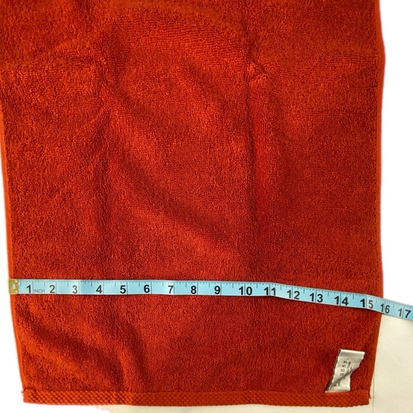 Nut House Hand towel by Rae Dumn NWOT - Picture 3 of 9